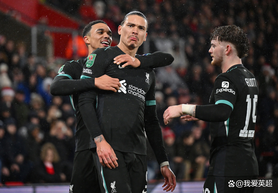 传奇再现，利物浦与AC米兰英雄相遇