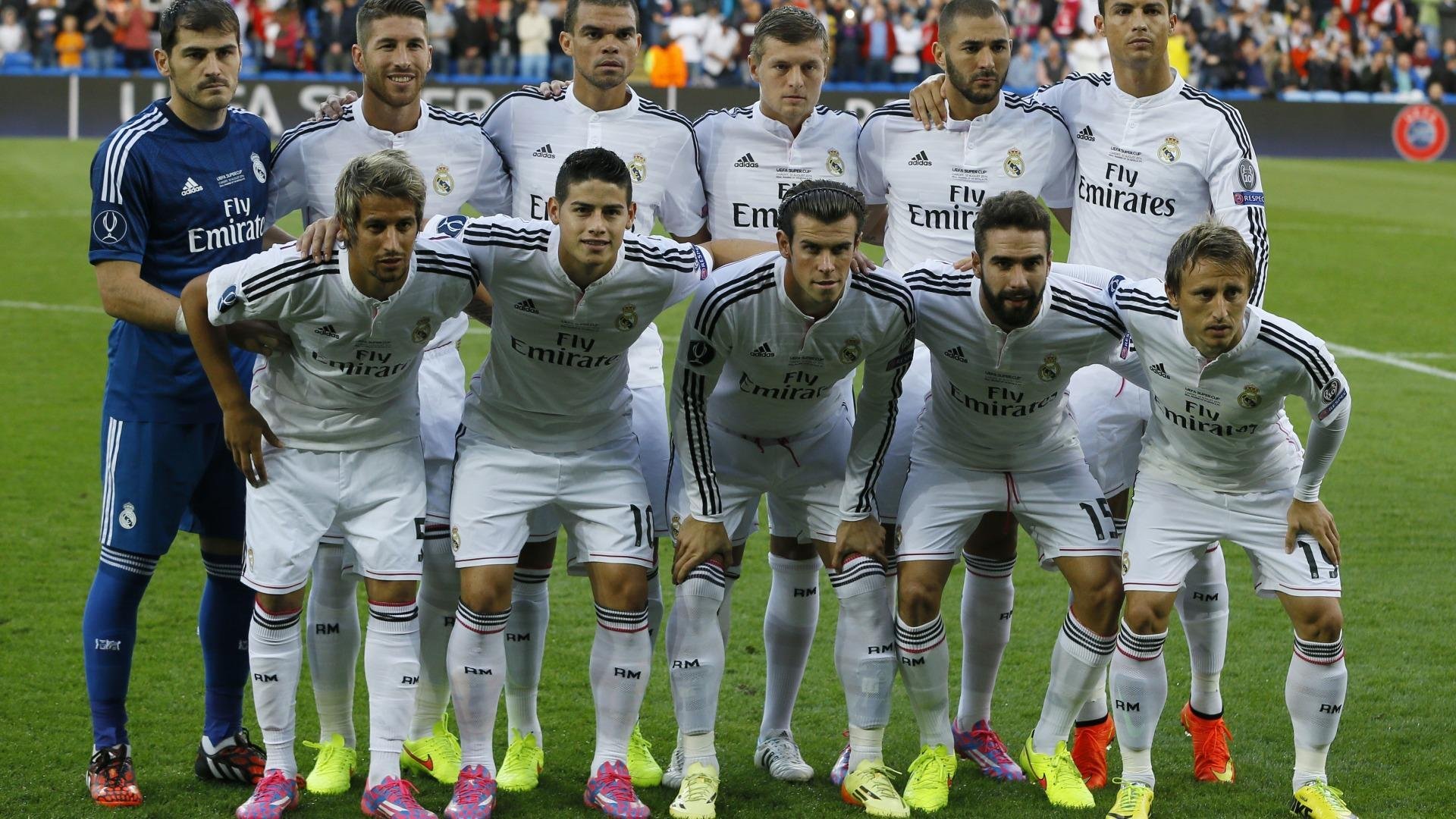 字母哥意外战胜皇家马德里，出色发挥引爆全场！赛场气氛高涨